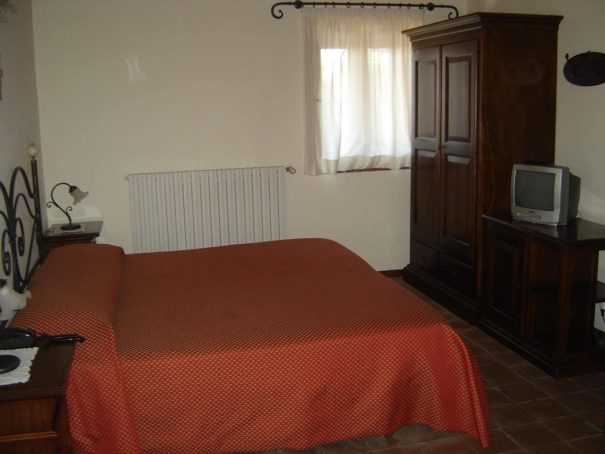 Ai Vecchi Crateri Guest House Sant'Alfio Exterior photo